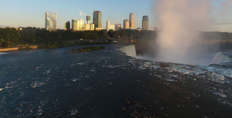 Hotel Accommodations - Outback Steakhouse Niagara Falls